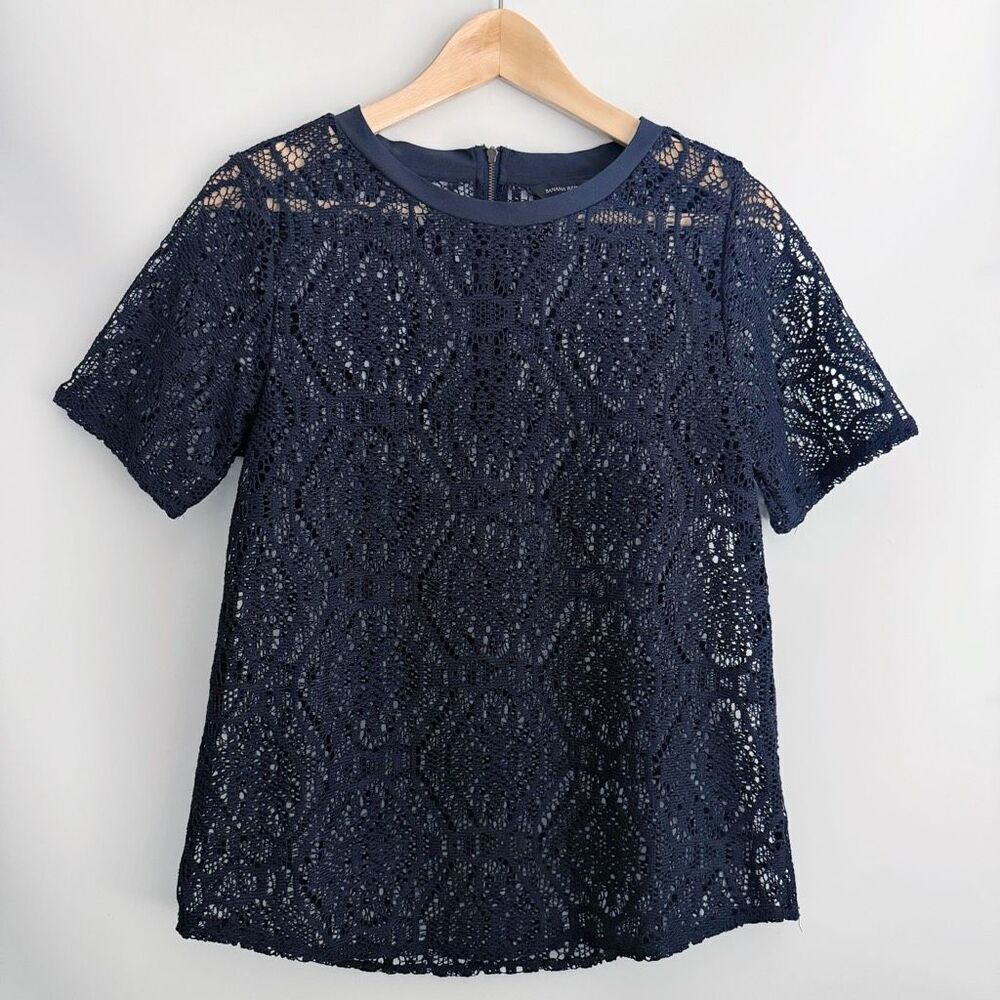 Banana Republic Navy Blue Lace Short Sleeve Blouse Top Floral Sheer, Small